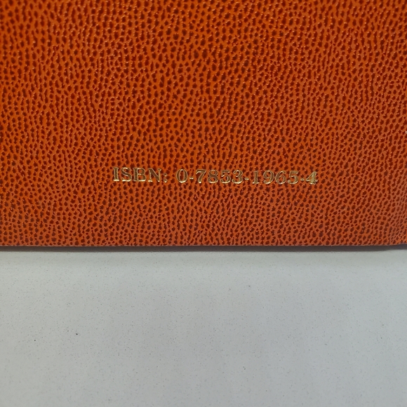 Basketball Legends Of All Times Hardcover Book Sports Vintage Giftable Item - Picture 3 of 13